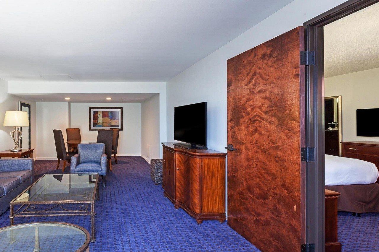 Hilton 3*